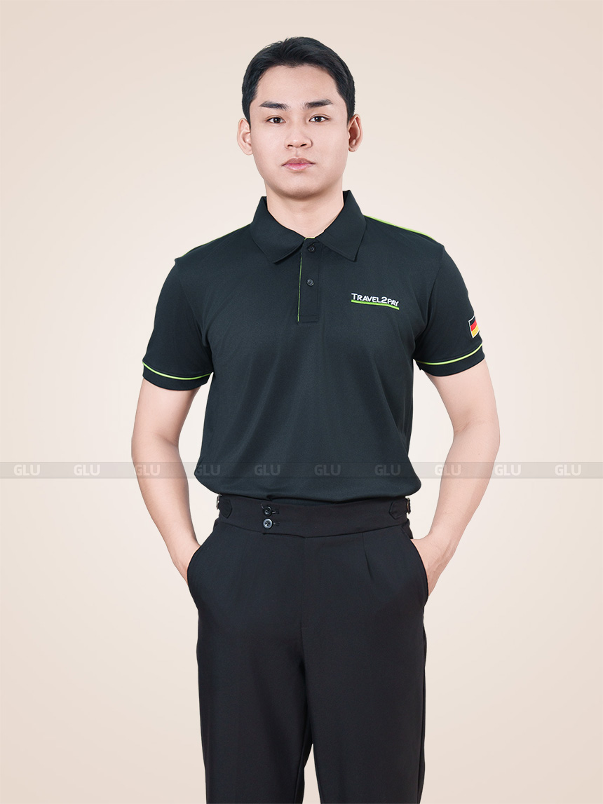 កាត់ដេរឯកសណ្ឋានក្រុមហ៊ុនថោក នៅកម្ពុជា 3